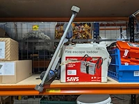 Vlucht- of brandladder en telescoopladder