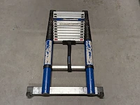 Vlucht- of brandladder en telescoopladder - afbeelding 2 van  3
