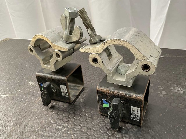 Vmb ps-1tr tower lift u-adapter (2x) - afbeelding 1 van  4