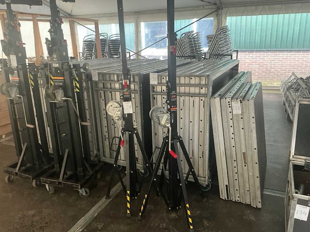 Vmb te-034 towerlift (2x) - afbeelding 1 van  6