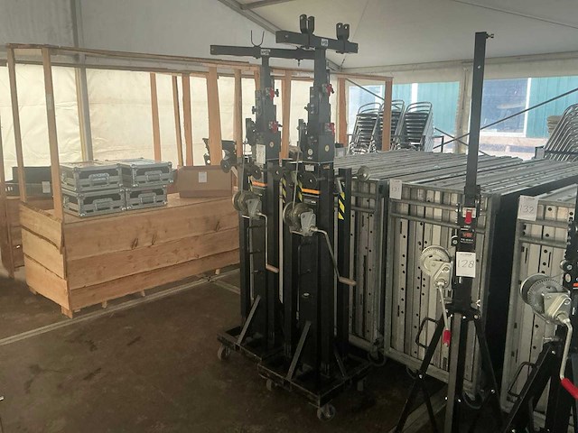 Vmb te-076 pro-series towerlift (2x) - afbeelding 1 van  6