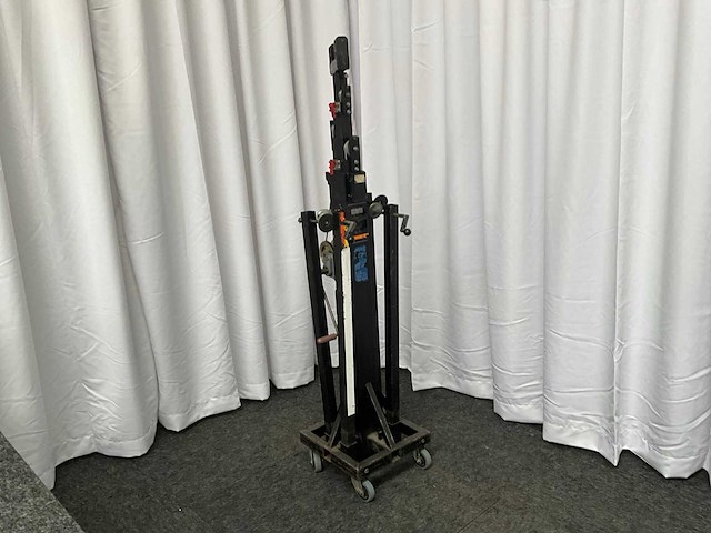 Vmb te-076 stand winch (2x) - afbeelding 1 van  11