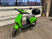 Vmoto - cux - e-scooter - afbeelding 7 van  14