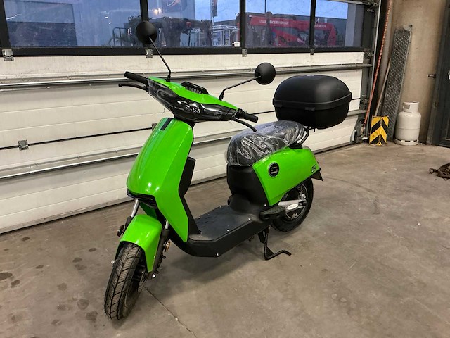 Vmoto - cux - e-scooter - afbeelding 5 van  9