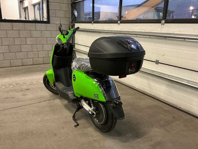 Vmoto - cux - e-scooter - afbeelding 8 van  14