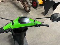 Vmoto - cux - e-scooter - afbeelding 4 van  4