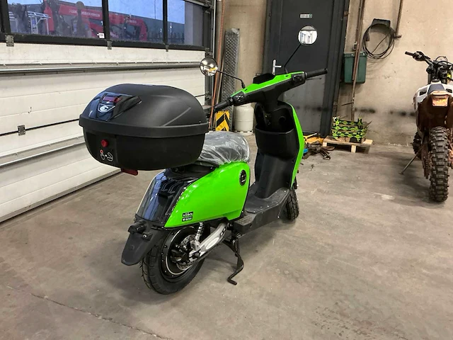 Vmoto - cux - e-scooter - afbeelding 9 van  14