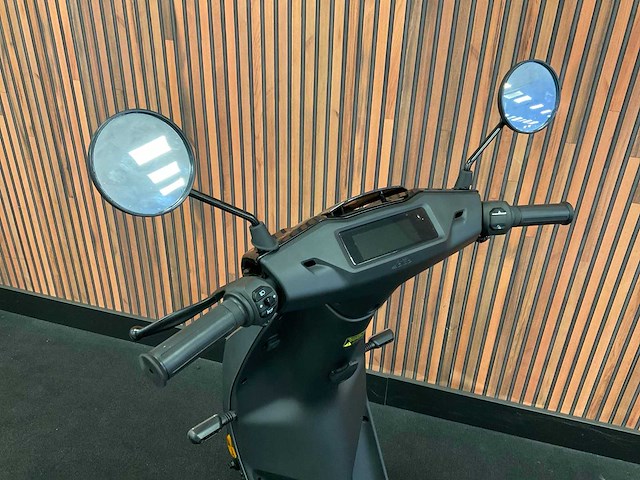 Vmoto cu mini super soco e-scooter - afbeelding 9 van  19