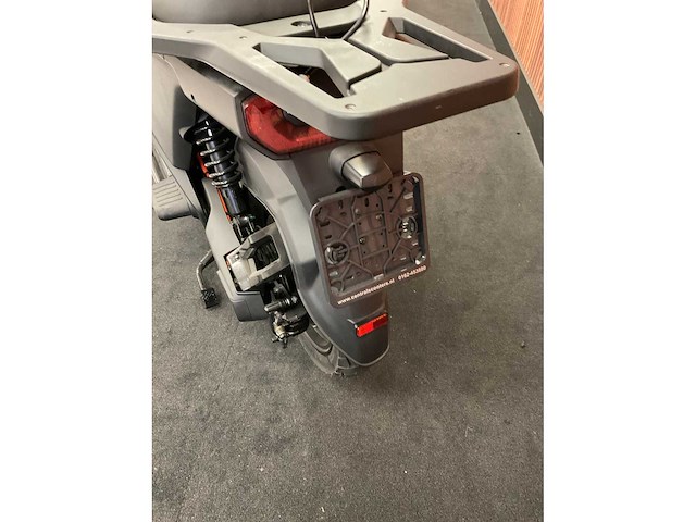Vmoto soco f01 e-scooter - afbeelding 8 van  29