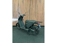 Vmoto soco f01 e-scooter - afbeelding 10 van  29