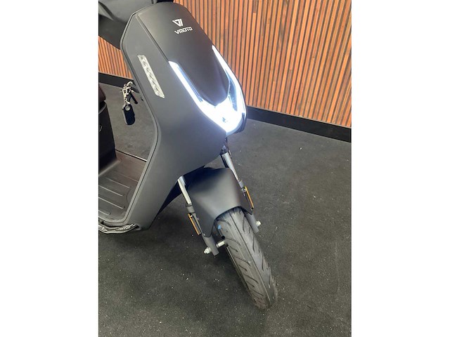 Vmoto soco f01 e-scooter - afbeelding 21 van  29