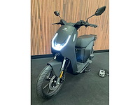 Vmoto soco f01 e-scooter - afbeelding 24 van  29