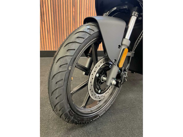 Vmoto soco f01 e-scooter - afbeelding 26 van  29