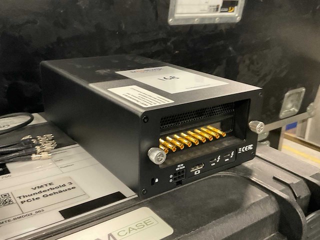 Vmte thunderbolt 3 pcie behuizing (3x) - afbeelding 4 van  7