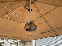 Vn.plu - moët & chandon champagne - parasol - afbeelding 1 van  4