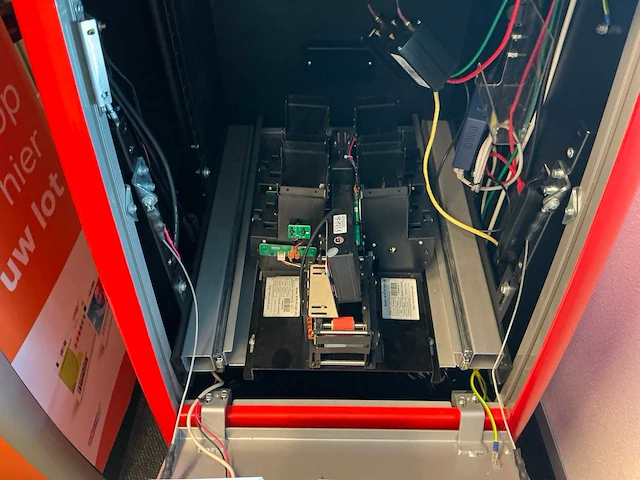 Vodafone prepaid zelfservice kiosk - afbeelding 6 van  7