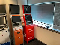 Vodafone prepaid zelfservice kiosk - afbeelding 1 van  7