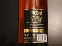 Vodka club premium chocolate flavour vodka - 700ml - afbeelding 4 van  5