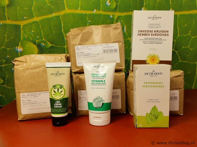 Voedingssupplementen, diverse soorten o.a. jacob hooy vitamine e, peppermint & zweedse kruiden - afbeelding 1 van  14