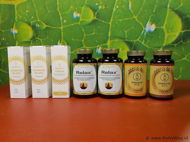 Voedingssupplementen, diverse soorten o.a. relax & chaga - afbeelding 1 van  18