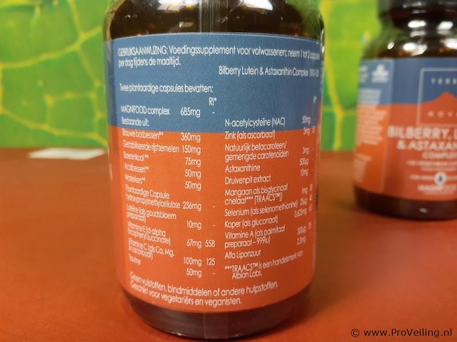 Voedingssupplementflesje bilberry, lutein & astaxanthin complex - potjes á 100 capsules - afbeelding 3 van  3