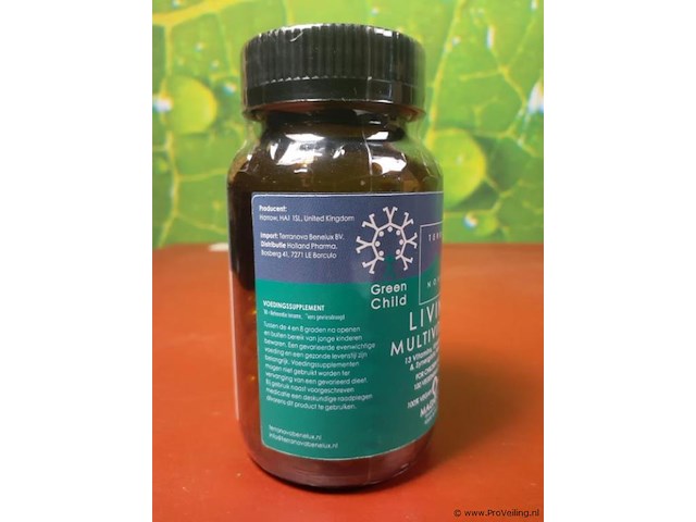 Voedingssupplementpot sneaky greens with berries & more & living multivitamin - afbeelding 15 van  15