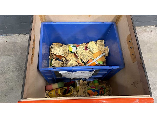 Voelkist - afbeelding 2 van  2