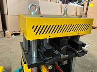 Voemme p-20-v rc system aluminium profiel ponsmachine met transportkist - afbeelding 2 van  18