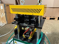 Voemme p-20-v rc system aluminium profiel ponsmachine met transportkist - afbeelding 3 van  18