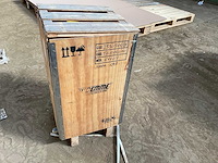 Voemme p-20-v rc system aluminium profiel ponsmachine met transportkist - afbeelding 10 van  18