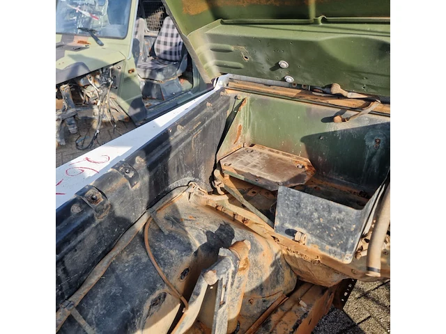 Voertuig, incompleet, mercedes-benz, 290gd - afbeelding 2 van  21