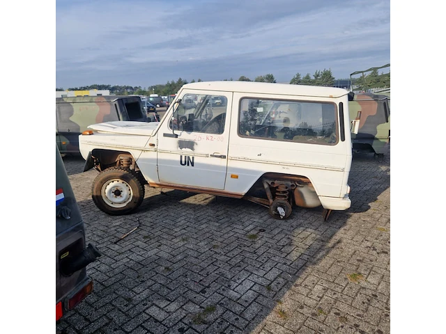 Voertuig, incompleet, mercedes-benz, 290gd - afbeelding 12 van  21