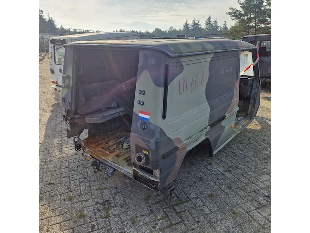Voertuig, incompleet, mercedes benz, 290gd - afbeelding 4 van  8