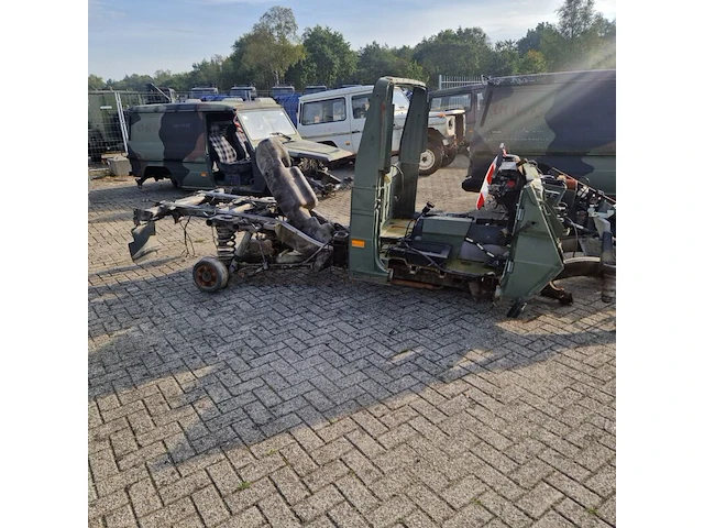 Voertuig, incompleet, mercedes benz, 290gd - afbeelding 17 van  20
