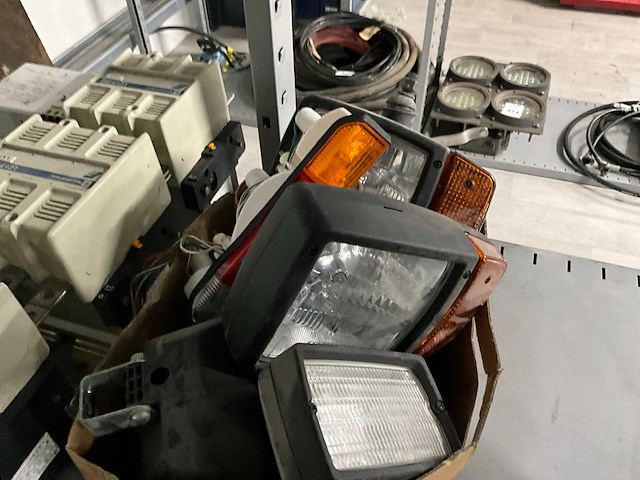 Voertuig verlichting - afbeelding 2 van  3