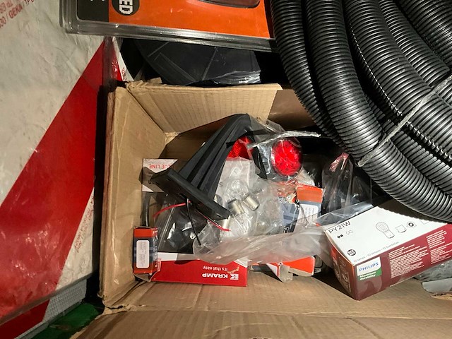 Voertuig werkverlichting en accessoires - afbeelding 8 van  8