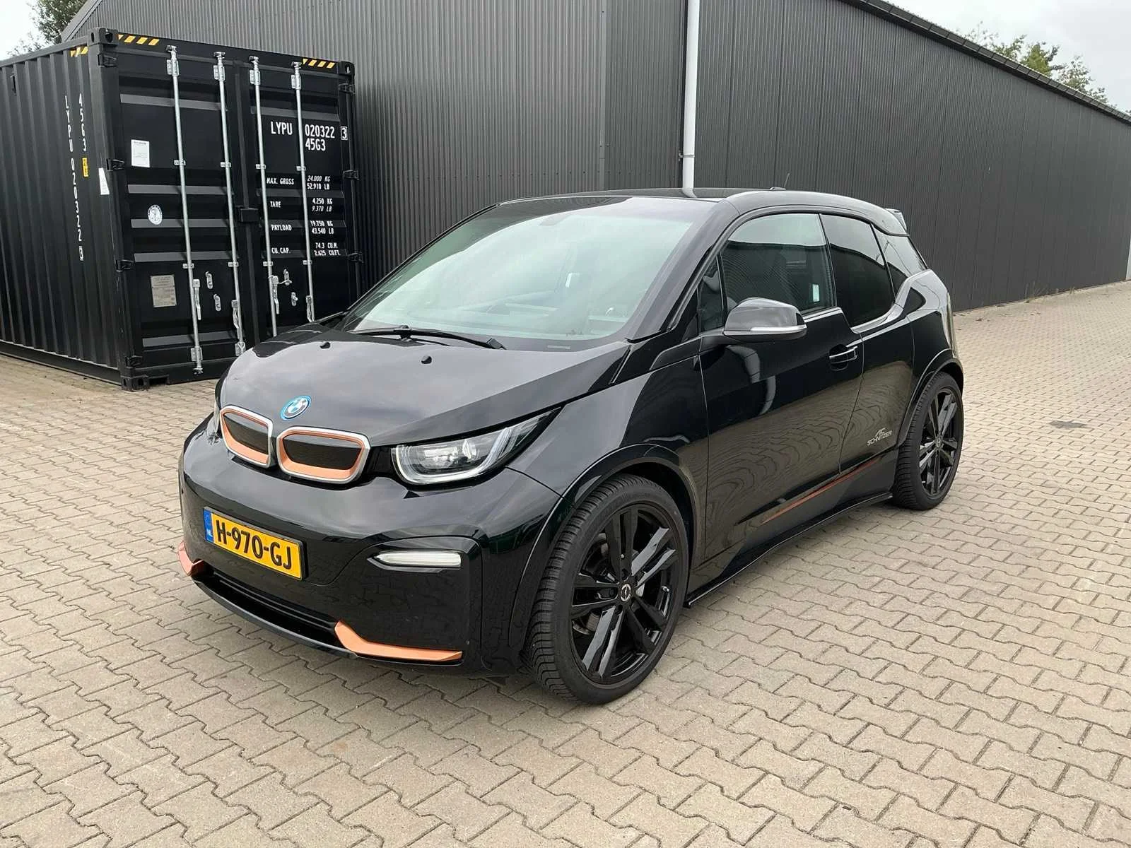 Voertuigen, graafmachines, aanbouwdelen, units en gereedschappen