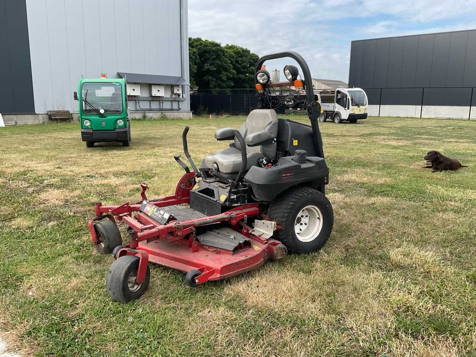Voertuigen, machines, gereedschappen en diversen
