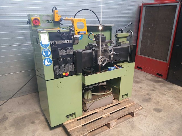 Voest-alpine - da-160 - universele draaibank - afbeelding 1 van  11