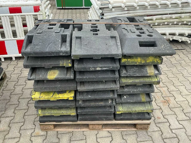 Voet voor baakschild / afzethek (24x) - afbeelding 1 van  5