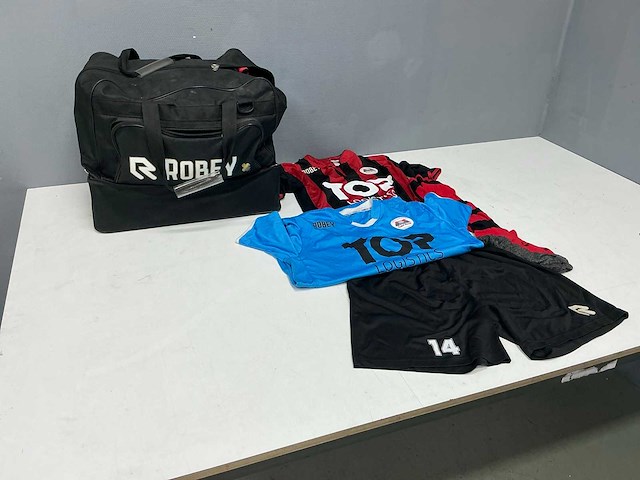 Voetbal kleding - afbeelding 1 van  6