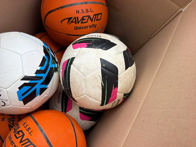 Voetballen/basketballen - afbeelding 3 van  4
