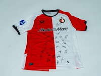 Voetbalshirt - feyenoord castore, rood/wit, gesigneerd, xl - afbeelding 1 van  2