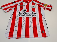 Voetbalshirt - sparta rotterdam robey, rood/wit, gesigneerd, l - afbeelding 1 van  2