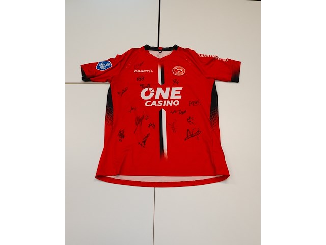 Voetbalshirt almere city craft, rood, gesigneerd, s - afbeelding 1 van  2