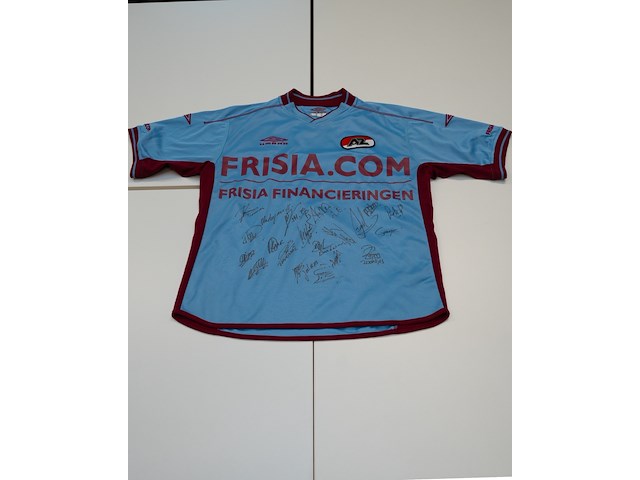 Voetbalshirt az alkmaar umbro, blauw, gesigneerd, m - afbeelding 1 van  2
