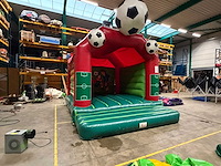 Voetbalspringkussen met overkapping - afbeelding 3 van  3