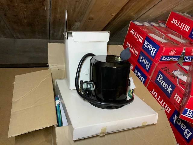 Voetsteunen spiegels - afbeelding 8 van  8