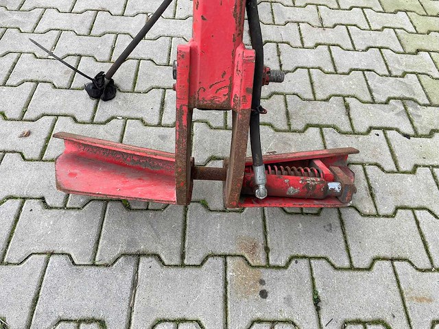 Vogel en noot - vorenpakkerarm - ploeg - afbeelding 8 van  8