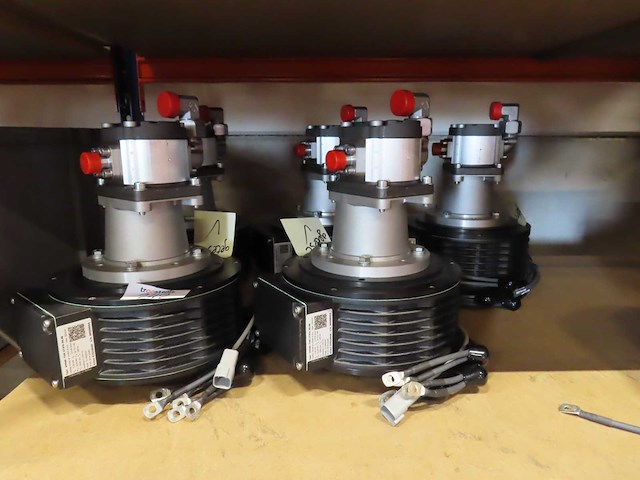 Vogel & plötscher - tds 172fa - aandrijfmotor met pomp (5x) - afbeelding 1 van  5